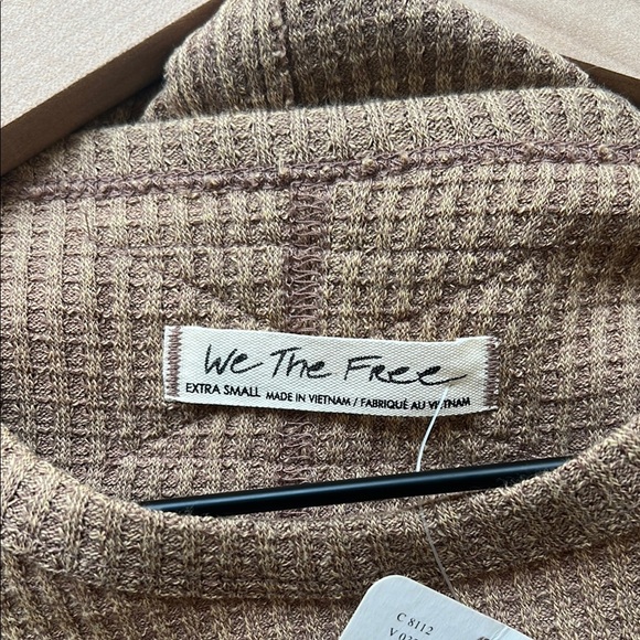 We the Free Waffle Knit Shirt Tan Peplum Knit Top XS - Picture 10 of 10